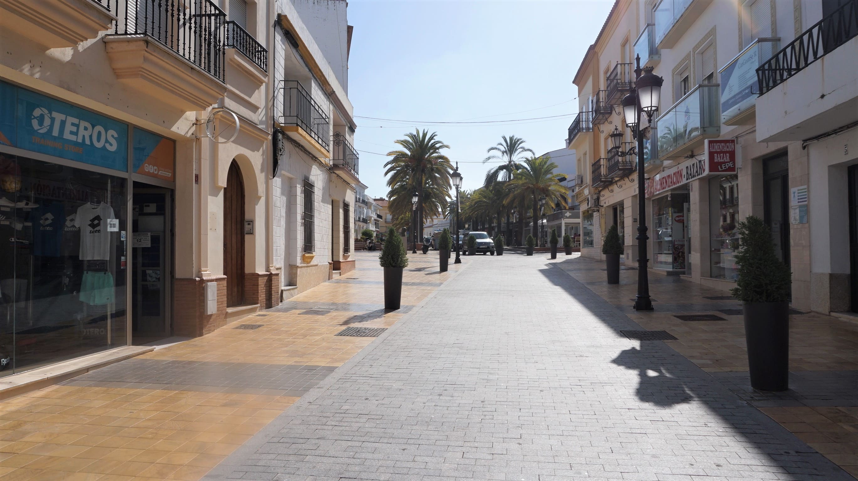 Local Centro Lepe HUELVA